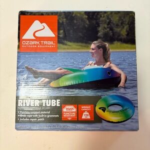 RIVER TUBE  OZARK‎ TRAIL BRAND